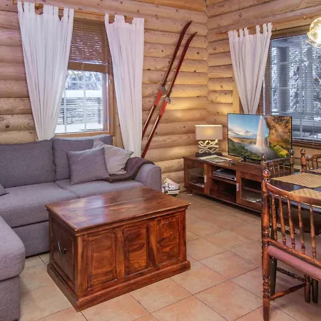 Tahkon Tikka By Interhome *